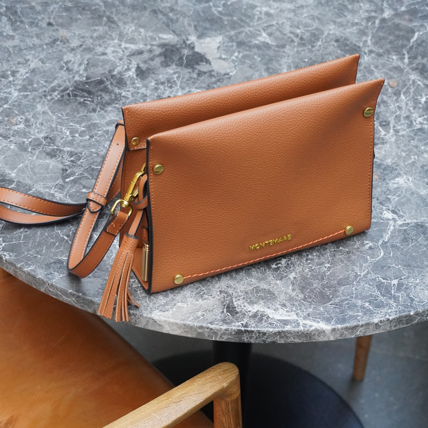 Vienna Crossbody